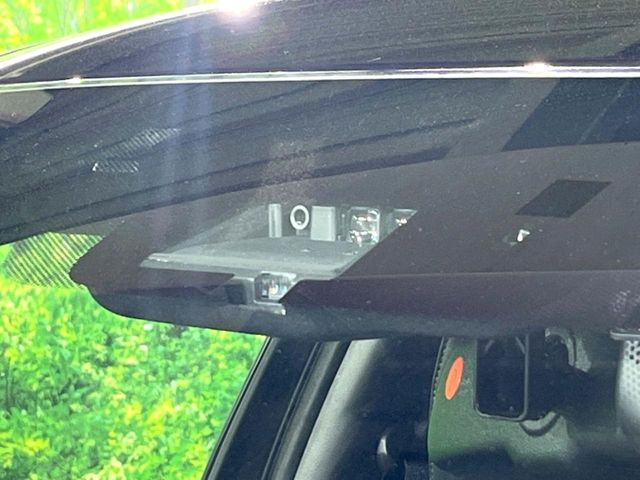 �y�O�He-Assist�z���s���ɑO���̎ԗ�����F�����A�Փ˂������Ȏ��͌x��ƃu���[�L�ŏՓˉ���Ɣ�Q�y�����A�V�X�g�B�����S�Ƀh���C�u�����y���݂��������܂��B