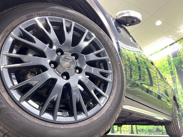 �y�O���[�h��p����17�C���`�A���~�z�C�[���z�f�U�C�����̍��������A���~�z�C�[���𑕒����Ă���܂��B�e��ЊO�A���~�z�C�[����A�X�^�b�h���X�^�C�����戵�����Ă���܂��B���񂲑��k����������