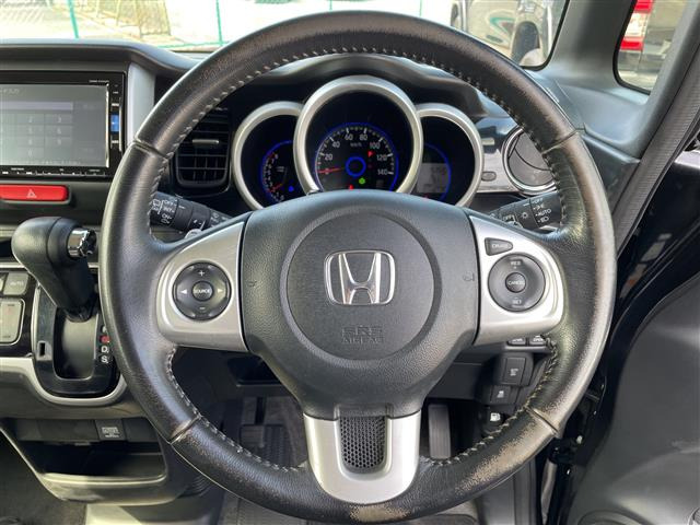 N-BOXカスタムG ターボ Lパッケージ