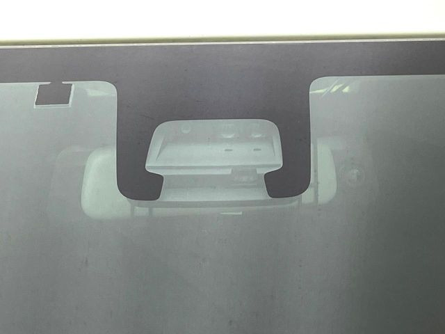 �y�X�Y�L �Z�[�t�e�B�T�|�[�g�z���s���ɑO���̎ԗ�����F�����A�Փ˂������Ȏ��͌x��ƃu���[�L�ŏՓˉ���Ɣ�Q�y�����A�V�X�g�B�����S�Ƀh���C�u�����y���݂��������܂��B