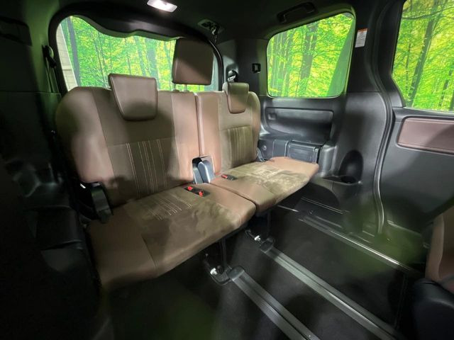 3��ڃV�[�g�͂�������ԗǍD����l�ł��������ƍ����Ē����܂��̂ŁA��l���ł̂��o���������N���N�ł��􂲉Ƒ��ŁA�C�̒m�ꂽ���ԂŁA�h���C�u�ɍs���̂��y���݂ł��ˁ�