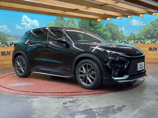 �������x�̃K���X�疌�ŝ����͂������A�㎿�ȃc���E����������B���O����_���J�����؂Ȉ��Ԃ�ی삵�A�F�����E�򉻂�h�~�B�u�e�X�v���b�V���R�[�g�v�A�u�e�v���~�b�T�R�[�g�v���炨�I�т��������܂��B