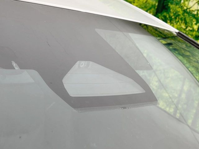 �y�g���^�Z�[�t�e�B�Z���X�z���s���ɑO���̎ԗ�����F�����A�Փ˂������Ȏ��͌x��ƃu���[�L�ŏՓˉ���Ɣ�Q�y�����A�V�X�g�B�����S�Ƀh���C�u�����y���݂��������܂��B