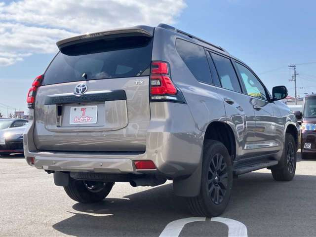 ランドクルーザープラド2.7 TX Lパッケージ マットブラック エディション 4WD