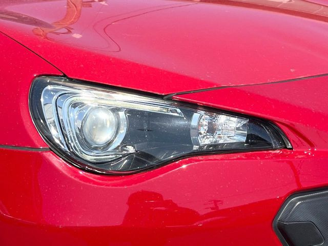 �w�b�h���C�g��e�[�������v&�A���~�z�C�[�����̊e��R�[�e�B���O���I�X�X�����Ă���܂��B�����Y�����̉��΂݂≘���}���A���ꂢ�ȏ�Ԃ������e�i���X���X�ŕۂĂ܂���