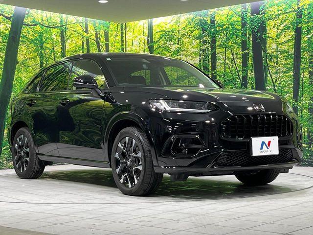 高透明度のガラス皮膜で撥水はもちろん、上質なツヤ・光沢を実現。紫外線や酸性雨から大切な愛車を保護し、色あせ・劣化を防止。「弾スプラッシュコート」、「弾プリミッサコート」からお選びいただけます。