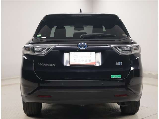 ハリアー2.5 ハイブリッド E-Four プレミアム アドバンスドパッケージ 4WD