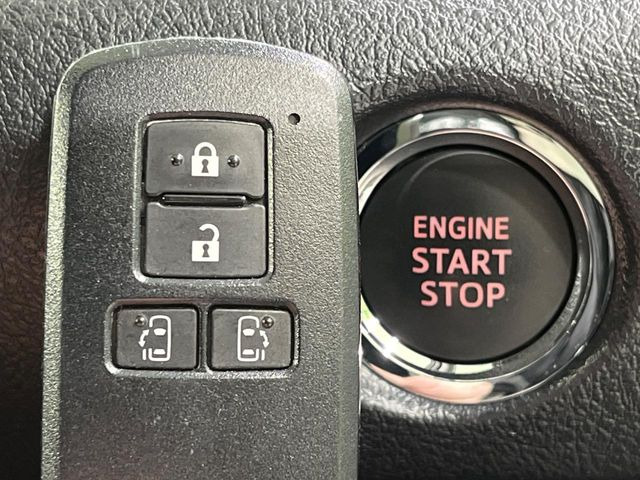 �y�X�}�[�g�L�[�z�J�o����|�P�b�g�ɓ��ꂽ�܂܂ł��h�A�̎{���E�������\�ȃX�}�[�g�L�[�𑕔��B�G���W���̃I���E�I�t�����J�M�����o���K�v����������Ƃ��Ă��֗��ł���