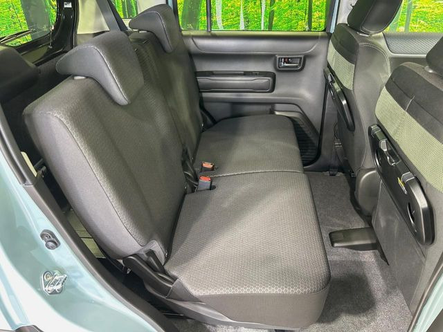 ���i���ȃI���W�i���t���A�}�b�g���I�v�V�����ɂĂ��p�ӂ��Ă���܂��B���D���ȃf�U�C����J���[�����Ԃɍ��킹�đI��ł����������Ƃ��ł��܂���