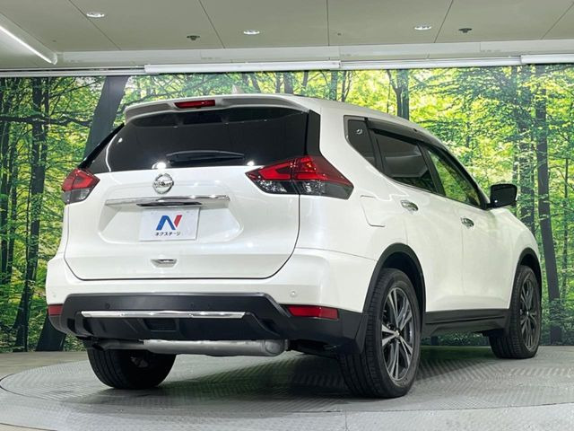 ☆全国のネクステージからお取り寄せが可能※!遠方の店舗に展示してあるクルマが気になる場合も、最寄りの店舗でご覧いただくことが可能です!是非私たちに要望をお聞かせください!※別途費用