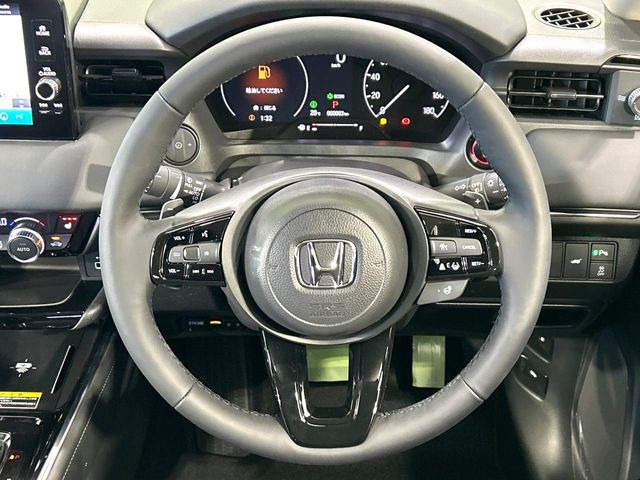 �y�����v�����X�e�A�����O�z�㎿�Ȋv���g�p���邱�ƂŁA��ɂ����������݂ƂĂ��^�]���₷���n���h���ł���