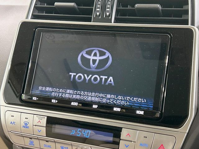 �y����9�^�i�r�z�l�C�̏����i�r�𑕔��B�I�[�f�B�I�@�\���[�����Ă���ABluetooth�ڑ�����΂������̃X�}�z��MP3�v���C���[�̉��y���Đ��\!�����̉^�]������Ɋy�����Ȃ�܂�!!