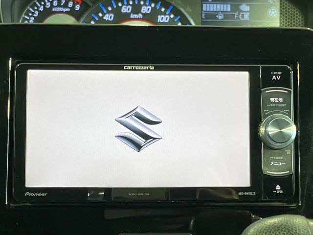 �y���[�J�[�����i�r�z�C���e���A�ɗn�����ރX�^�C���b�V���ȁu��p�݌v�v���[�J�[�i�r�𑕔��􎋔F���⑀�쐫�ȂǊ�{���\�ɂ��D��A���㎿�ȃJ�[���C�t�����y���݂��������܂��B