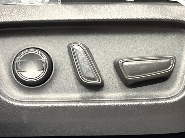 �y�p���[�V�[�g�z�X�C�b�`��ŊȒP�ɃV�[�g�̔��������\!�d��������͂�����܂���!���K�ȃV�[�g�|�W�V�����ɃZ�b�g���āA���K�ȃh���C�u�����y���݂��������B