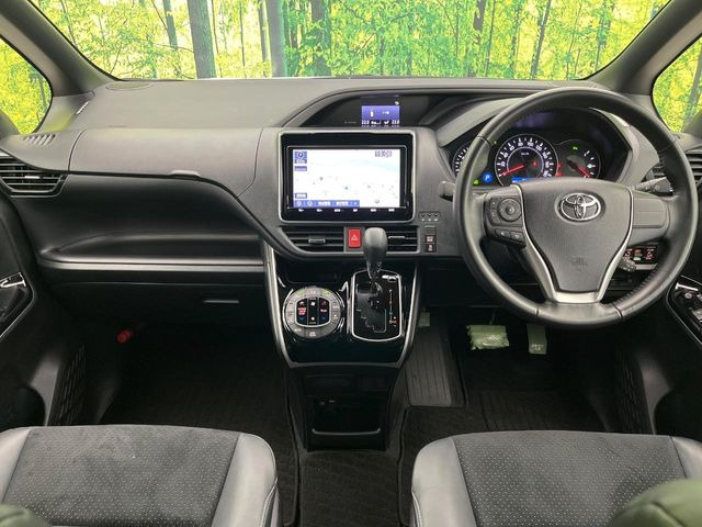 ヴォクシー2.0 ZS 煌III