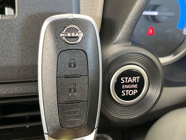 �y�C���e���W�F���g�L�[�z�J�o����|�P�b�g�ɓ��ꂽ�܂܂ł��h�A�̎{���E�������\�ȃX�}�[�g�L�[�𑕔��B�G���W���̃I���E�I�t�����J�M�����o���K�v����������Ƃ��Ă��֗��ł���