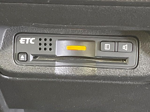 【ETC】高速道路の料金所をストレスなく通過!話題のスポットやサービスエリアに多い「スマートIC」利用時は必須のアイテムです。当店でセットアップを実施、ご納車当日からすぐにご利用いただけます!