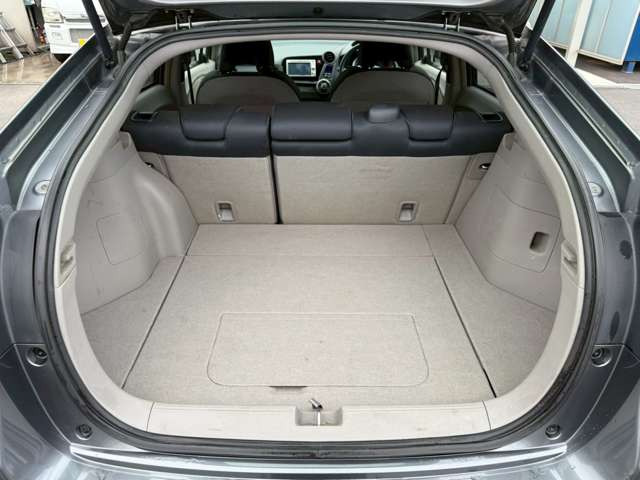 �C�ɂȂ邨�Ԃ�����܂�����E�̓d�b�ԍ����璼�ڂ��X�ɂ��₢���킹���������B�x�����@����ԗ����A��Ԃ܂łȂ�ł������������Ē����܂��B�X�^�b�t�ꓯ���A�����҂����Ă���܂��B