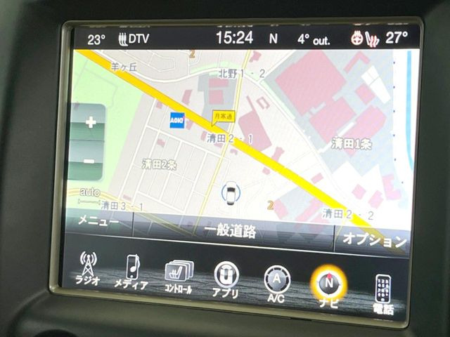 �������i�r:��̊��̂���i�r�́A����������ԓ������o���Ă���܂��B�I�[�f�B�I�@�\���[�����Ă���܂��̂ŁA�^�]�����y���߂܂���