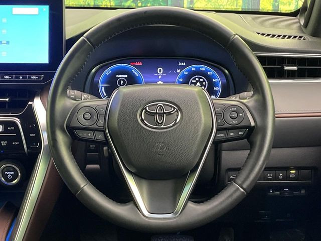 �y�����v�����X�e�A�����O�z�㎿�Ȋv���g�p���邱�ƂŁA��ɂ����������݂ƂĂ��^�]���₷���n���h���ł���