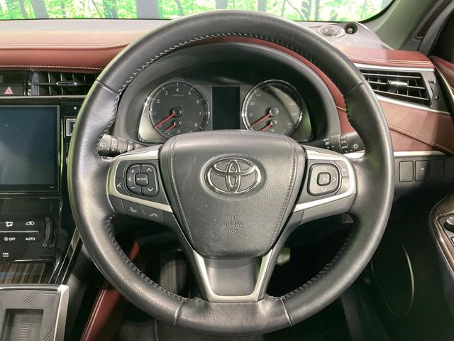 �y�����v�����X�e�A�����O�z�㎿�Ȋv���g�p���邱�ƂŁA��ɂ����������݂ƂĂ��^�]���₷���n���h���ł���