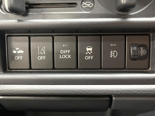 �y�O�He-Assist�z���s���ɑO���̎ԗ�����F�����A�Փ˂������Ȏ��͌x��ƃu���[�L�ŏՓˉ���Ɣ�Q�y�����A�V�X�g�B�����S�Ƀh���C�u�����y���݂��������܂��B