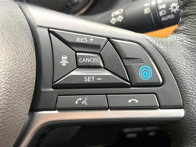 【プロパイロット】高速道路での長距離走行が楽に!!渋滞時と巡回走行のシーンで、アクセル・ブレーキ・ステアリングを自動で制御し、長距離運転の負担を軽減してくれます♪