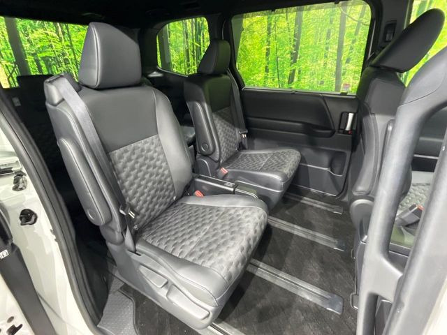 ���ڒ����̓E�H�[�N�X���[�ƂȂ��Ă���܂��B���ڂƎO��ڂ̈ړ�����~�肪�Ƃ��Ă��y�ɂȂ�̂ŁA���~��̍ۂ��X�g���X�������邱�Ƃ͂���܂����