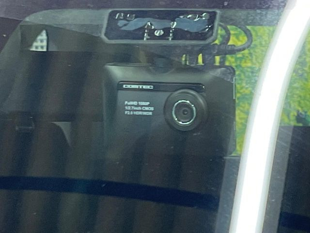 �y�h���C�u���R�[�_�[�z�h���C�u���R�[�_�[����!���s���͂������A������^�]�⎖�̂ɑ��������ہA�f���ŋL�^���A����̃��X�N�ɔ����܂��B���L�^�pSD�J�[�h�͂��q�l�����g�ł��������������K�v������܂��B