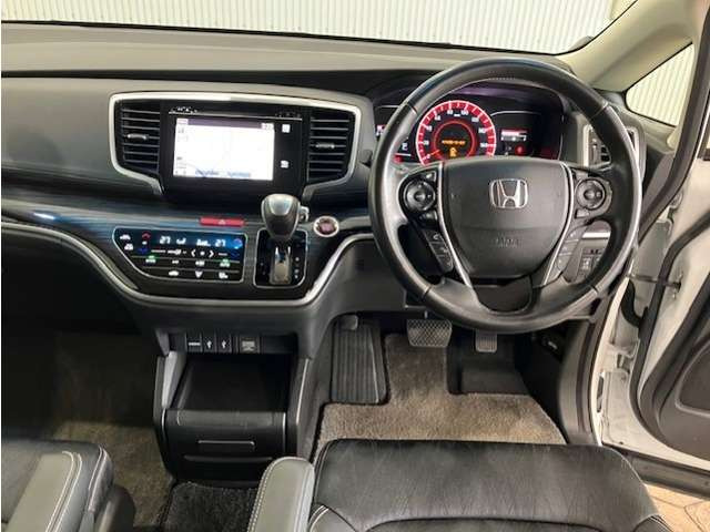 オデッセイ2.4 アブソルート EX