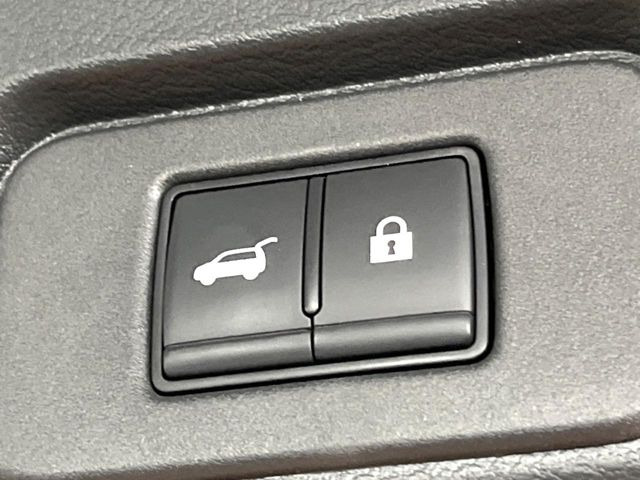 �y�p���[�o�b�N�h�A�z�X�}�[�g�L�[��^�]�Ȃ̃{�^�������������Ń��A�Q�[�g�������ŊJ���܂�!�ו��������Ă��鎞��A�����ʒu�ɂ���o�b�N�h�A��߂�ۂɕ֗��ȋ@�\�ł���