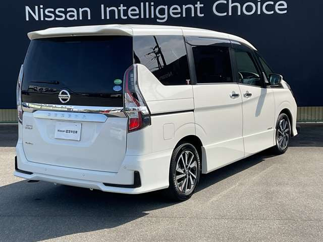 セレナ2.0 ハイウェイスターV