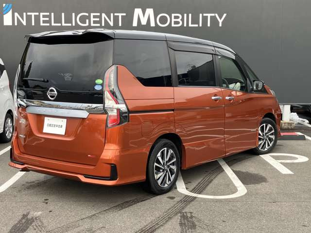 セレナ2.0 ハイウェイスターV