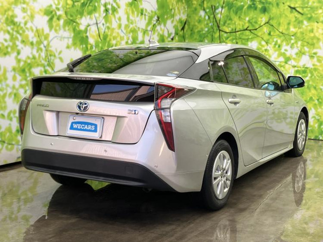 プリウス1.8 S セーフティ プラス