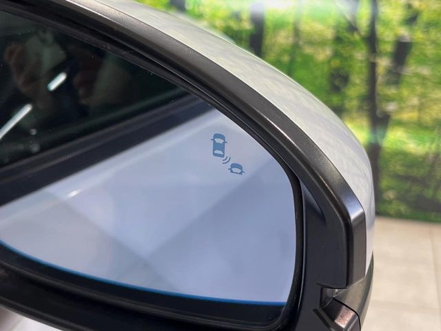 �y�u���C���h�X�|�b�g�C���t�H���[�V�����z���s���A�h�A�~���[�̎��p�ɂȂ�₷���ӏ��Ɍ㑱�Ԃ��ڋ߂���ƃT�C�h�~���[�t�߂Ɍx����\���A�h���C�o�[�ɒ��ӊ��N�����Ă���܂��B