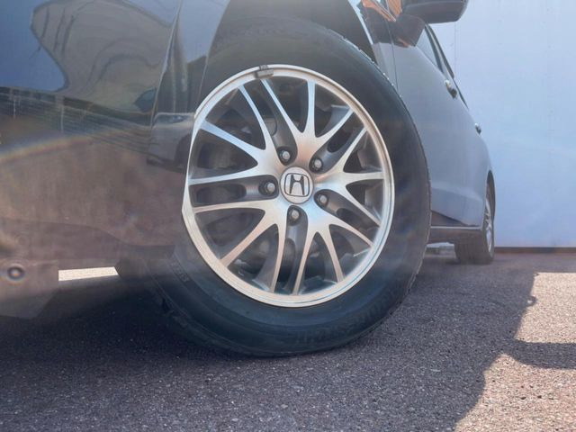 �y����17�C���`�A���~�z�C�[���z�O�ςɃ}�b�`���������A���~�z�C�[���𑕒����Ă���܂��B�e��ЊO�A���~�z�C�[����A�X�^�b�h���X�^�C�����戵�����Ă���܂��B���񂲑��k����������