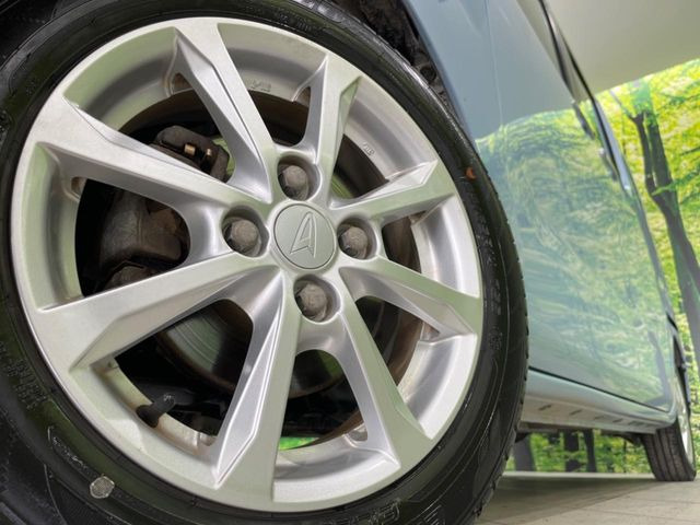 �y����14�C���`�A���~�z�C�[���z�O�ςɃ}�b�`���������A���~�z�C�[���𑕒����Ă���܂��B�e��ЊO�A���~�z�C�[����A�X�^�b�h���X�^�C�����戵�����Ă���܂��B���񂲑��k����������