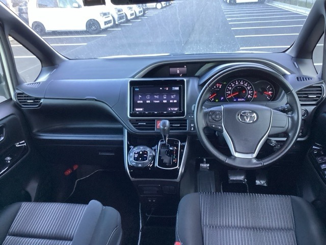 ヴォクシー2.0 ZS 煌