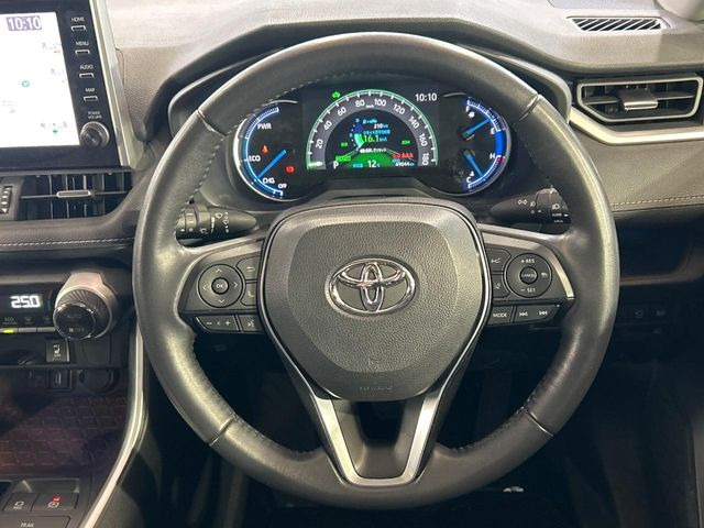 �y�����v�����X�e�A�����O�z�㎿�Ȋv���g�p���邱�ƂŁA��ɂ����������݂ƂĂ��^�]���₷���n���h���ł���