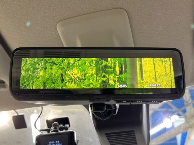 �y�f�W�^�����[���~���[�z��Ȃ̑傫�ȉו��⓯��҂Ō�����m�F���Â炢���ł����S!�J�������B�e�����ԗ�����̉f�������[���~���[���ɕ\���B�N���A�Ȏ��E�ŏ󋵂̊m�F���\�ł�!