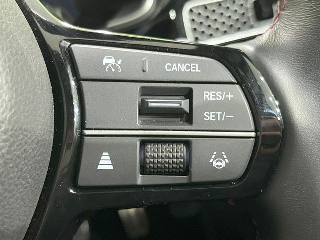 �y�A�_�v�e�B�u�N���[�Y�R���g���[���z�������H�ł̒��������s���y��!!�����ő��x��ۂN���[�Y�R���g���[�����A�Փˌy���V�X�e���ƘA�g���A�O���̎ԗ������m���ĎԊԂ�ۂ悤�ɑ��x���߂��Ă���܂�!!