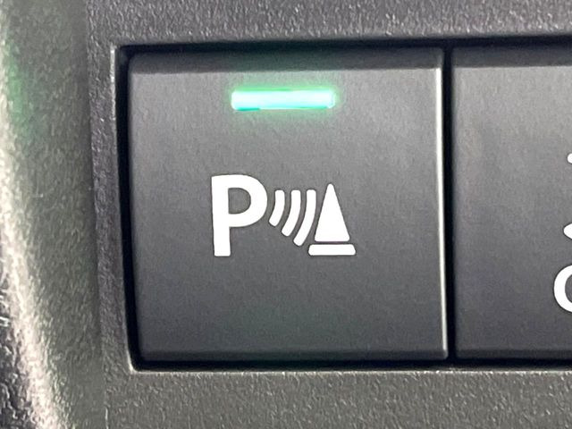 【クリアランスソナー】バンパーに付いたセンサーが障害物を検知!一定の距離に近づくとアラートで教えてくれます♪狭い駐車スペースや車庫入れ時も安心ですね☆