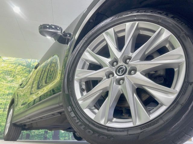 �y����19�C���`�A���~�z�C�[���z�O�ςɃ}�b�`���������A���~�z�C�[���𑕒����Ă���܂��B�e��ЊO�A���~�z�C�[����A�X�^�b�h���X�^�C�����戵�����Ă���܂��B���񂲑��k����������