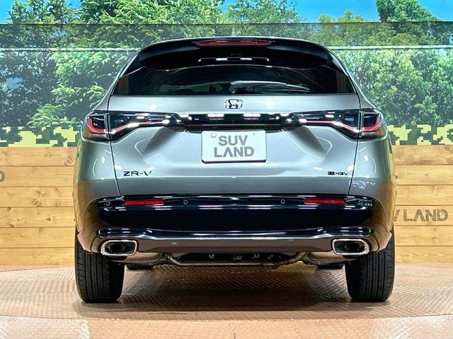 安心の最長10年・走行無制限保証(有償)をご用意。保証内容も充実はもちろん、無料点検&オイル交換や、年中無休の全国・24時間ロードサービスも付帯されておりますのでご安心下さい。