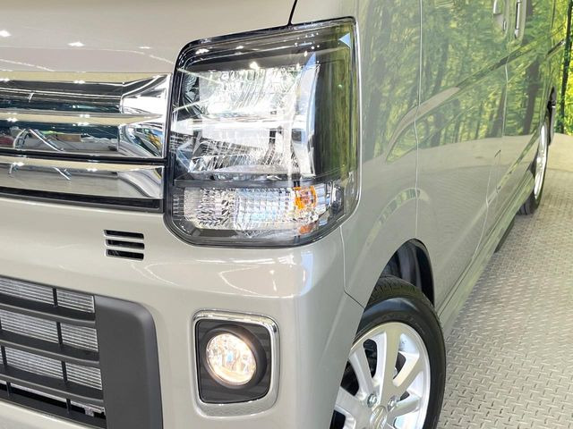 �yLED�w�b�h���C�g�z���V����ԑ��s�����ǍD�Ȏ��E���m�ۂ����S���ĉ^�]�ł��鍂�P�xLED�w�b�h���C�g�𑕔�!�_�����x�������A����d�͂��}�����Ă��܂��B