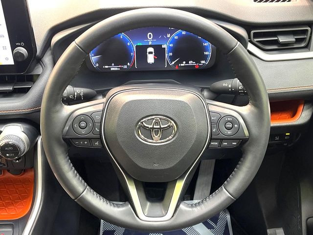 �y�����v�����X�e�A�����O�z�㎿�Ȋv���g�p���邱�ƂŁA��ɂ����������݂ƂĂ��^�]���₷���n���h���ł���