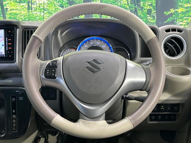 �y�X�e�A�����O�X�C�b�`�z�^�]���A�O������ڐ������炷���ƂȂ��A�I�[�f�B�I���̑��삪�\�ȕ֗��@�\!���S&���K�ȃh���C�u�����o���Ă���܂���