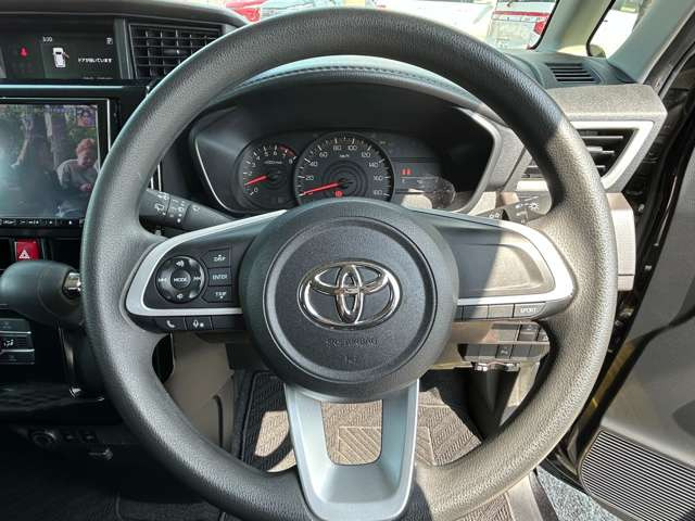 ���W����ɂ͍��i���̒��ÎԂ�V�Ԃ��������ł����W���䐔100��̑�^�W����֐��񂲗��X����������