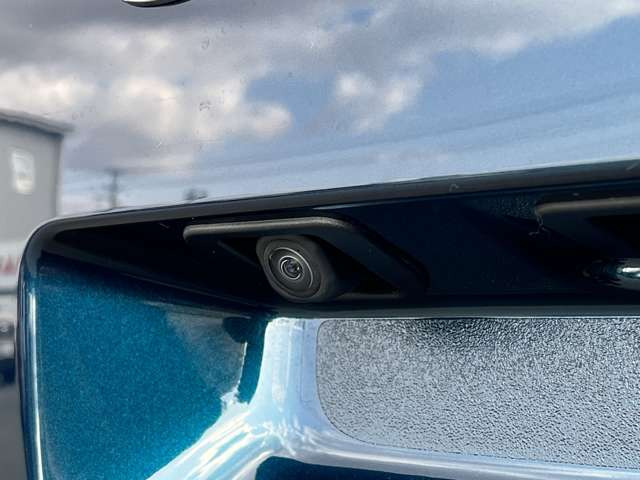 �o�b�N�J�����t��!