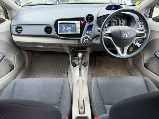 �C�ɂȂ邨�Ԃ�����܂�����E�̓d�b�ԍ����璼�ڂ��X�ɂ��₢���킹���������B�x�����@����ԗ����A��Ԃ܂łȂ�ł������������Ē����܂��B�X�^�b�t�ꓯ���A�����҂����Ă���܂��B